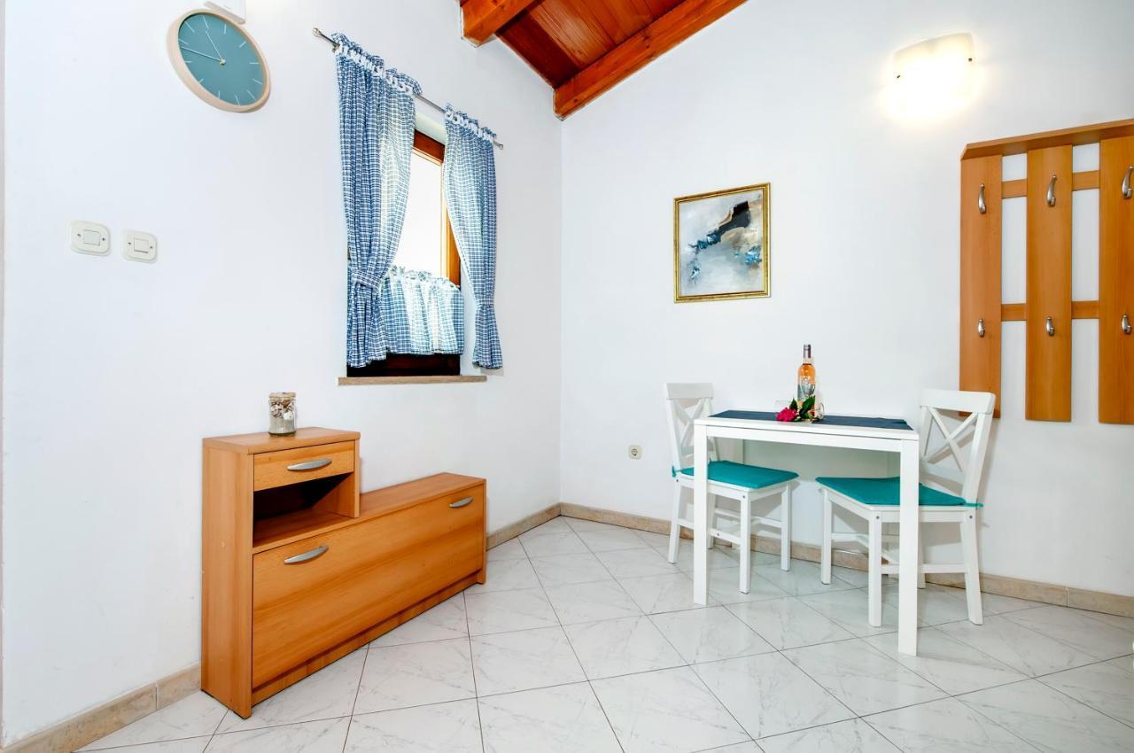 Appartement Near Pelagic Sea View
